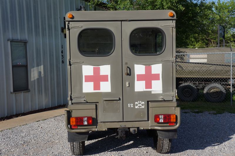 718 Ambulance from Austrian Army2.3L 6 Cyl Turbo  ..