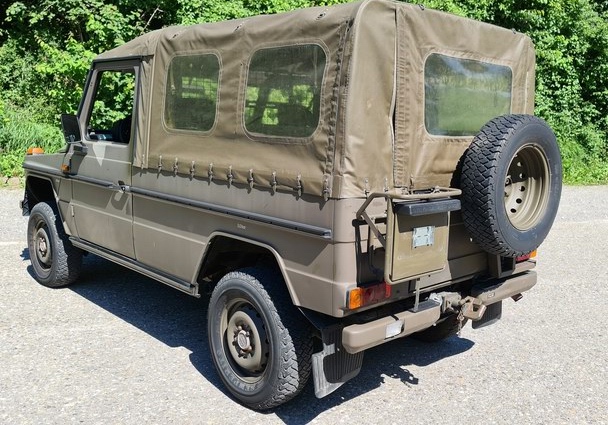 Original Swiss Army G Wagen. 2.3L 4 Cyl Gasoline F ..