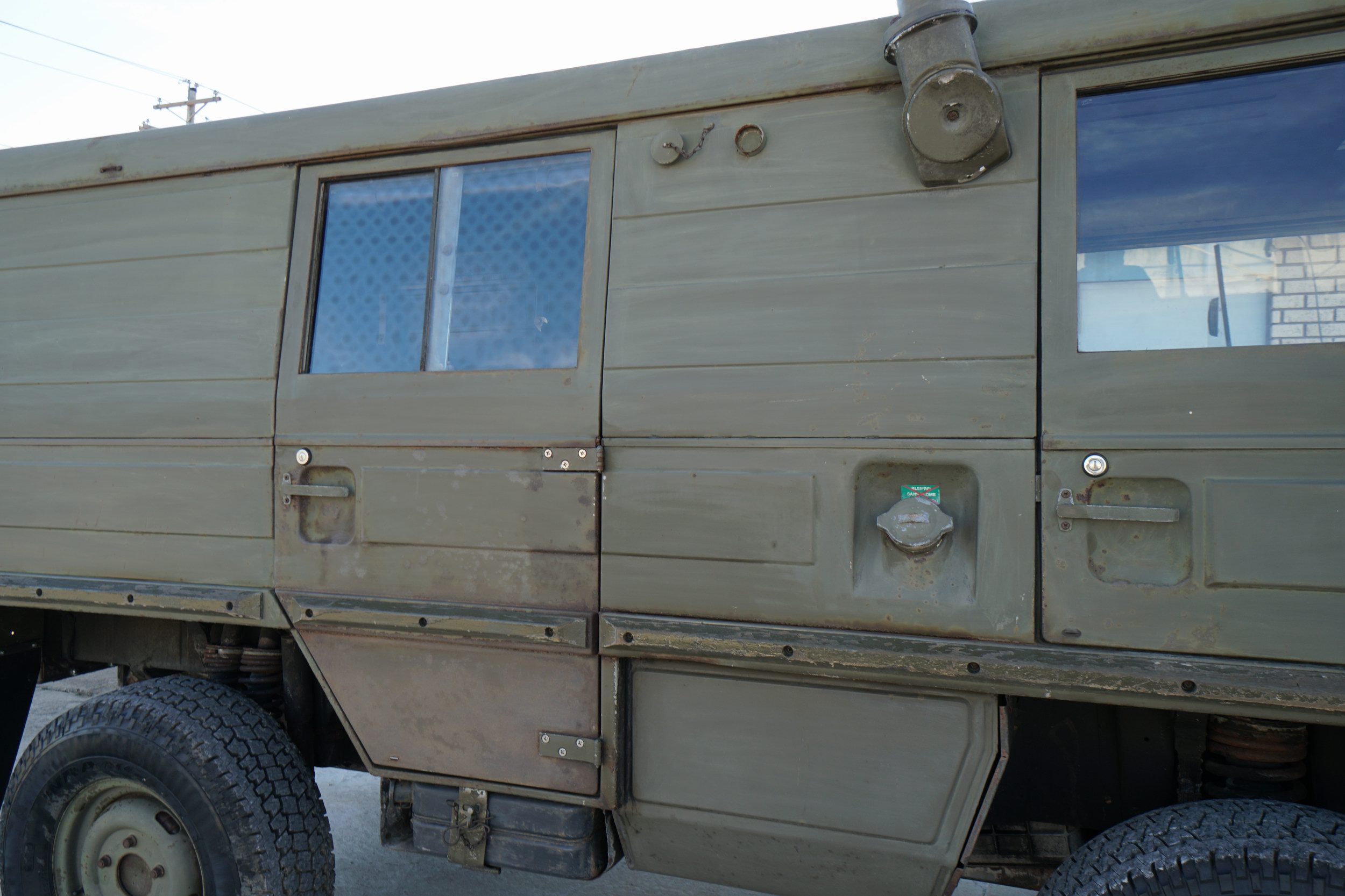 Original Swiss Army Radio Truck Pinzgauer.  Good m ..
