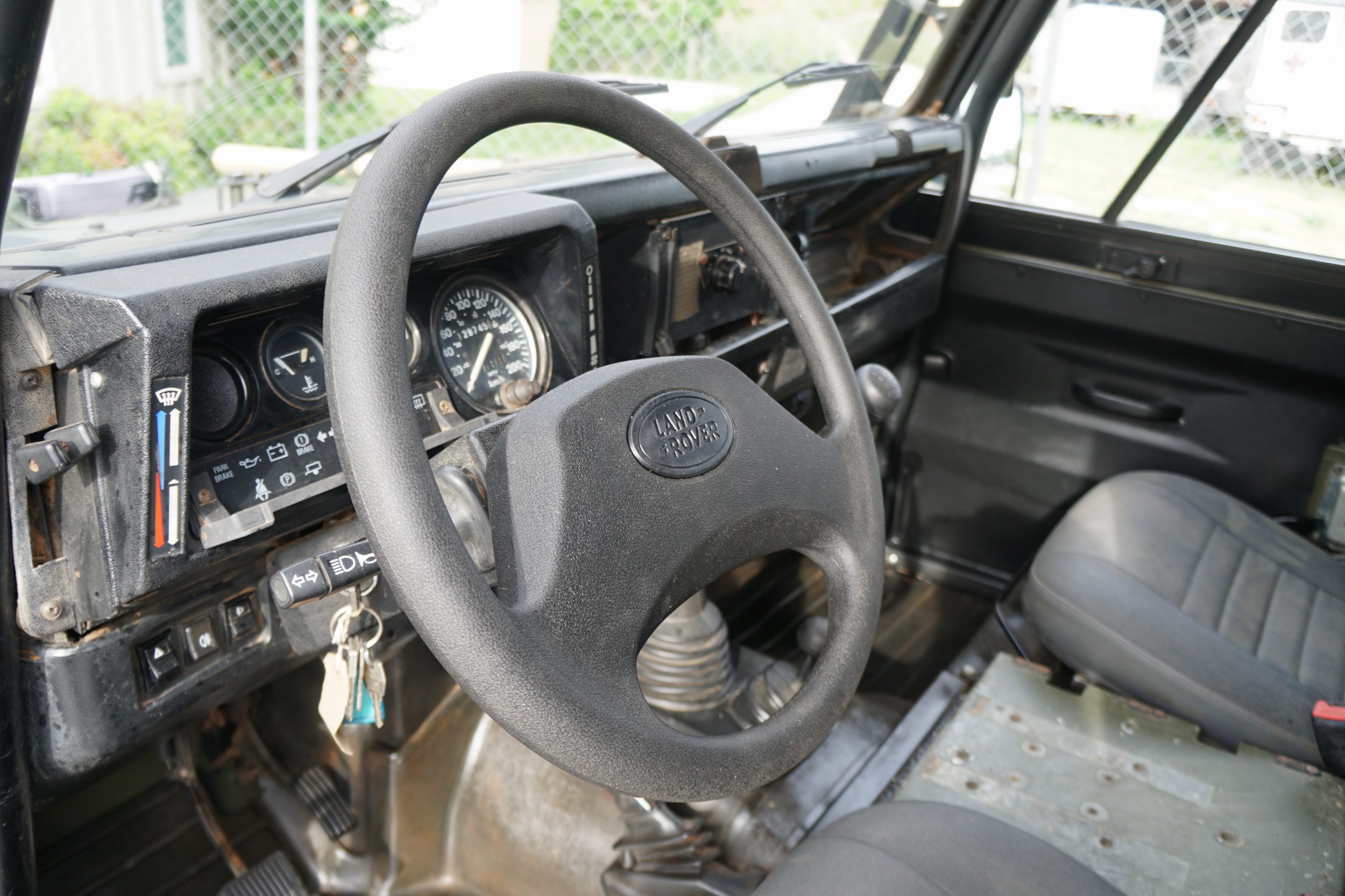 Original British Military Radio Truck Hardtop  TUM ..