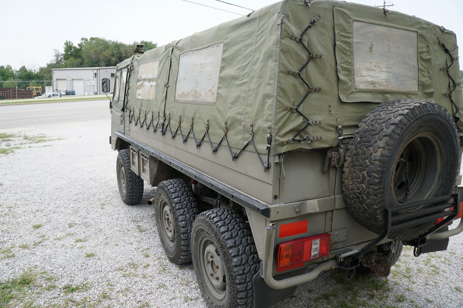 Original Austrian Military 712M Troop Carrier in g ..