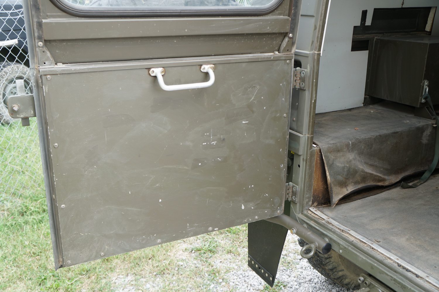 Very Rare Pinzgauer 712K Swiss Army Version
Origi ..