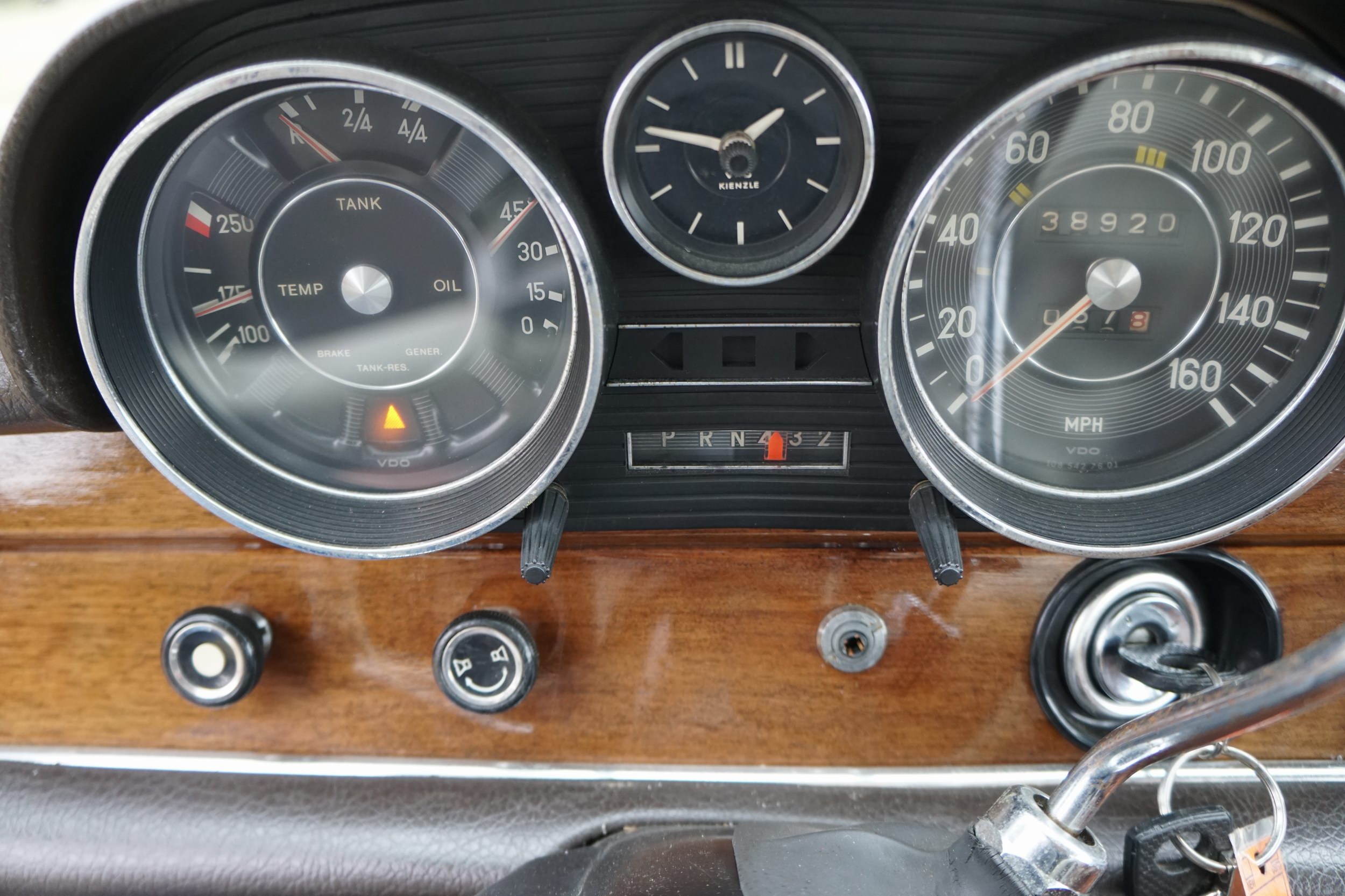 Mercedes 280SE   Starts and Drives 
All Original, ..