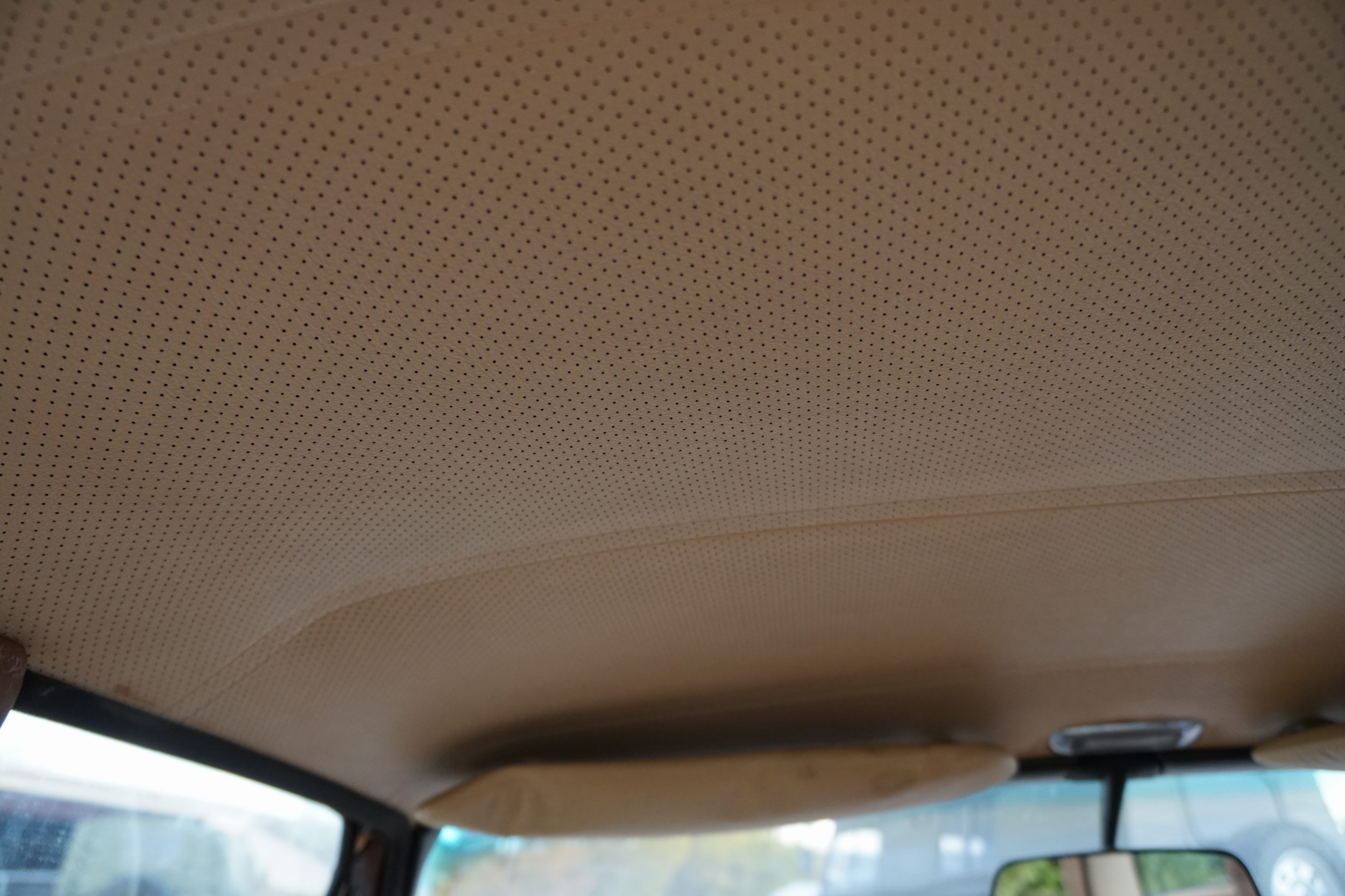 Mercedes 280SE   Starts and Drives 
All Original, ..