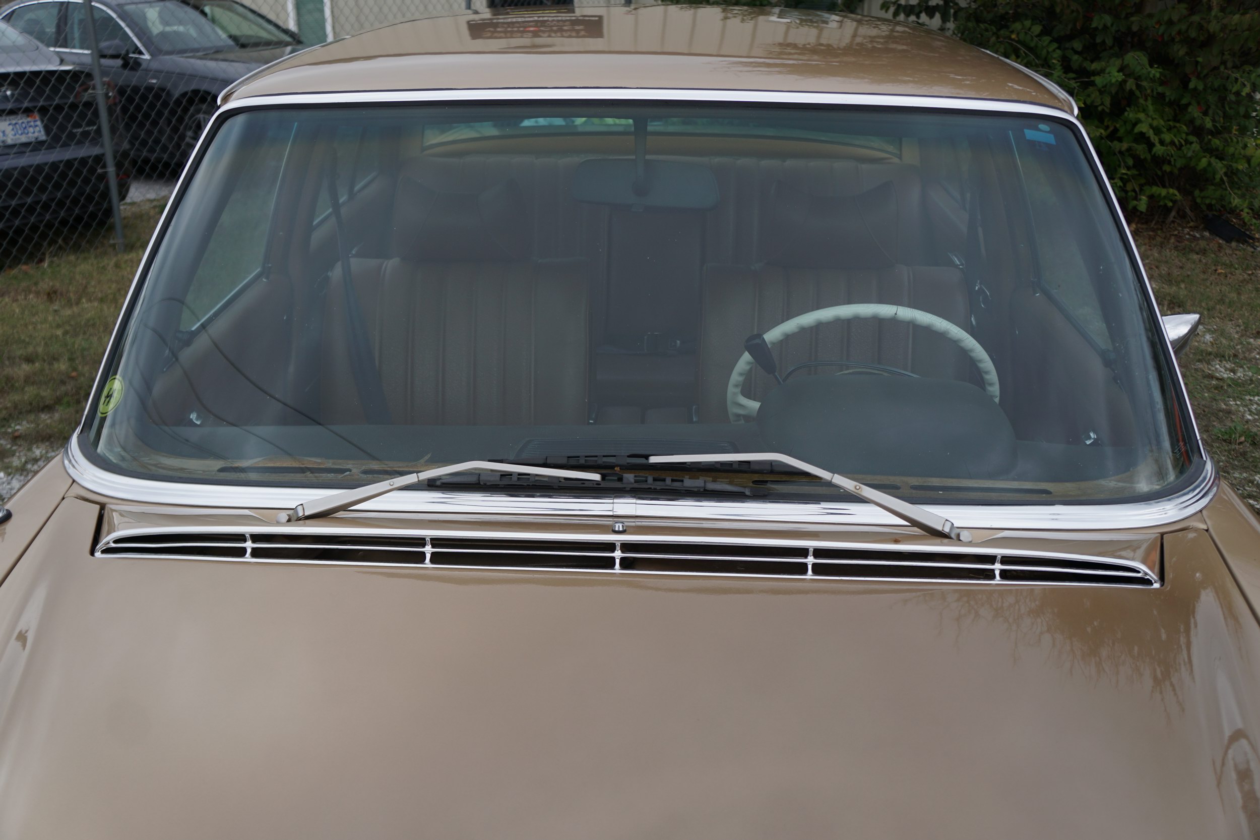 Mercedes 280SE   Starts and Drives 
All Original, ..