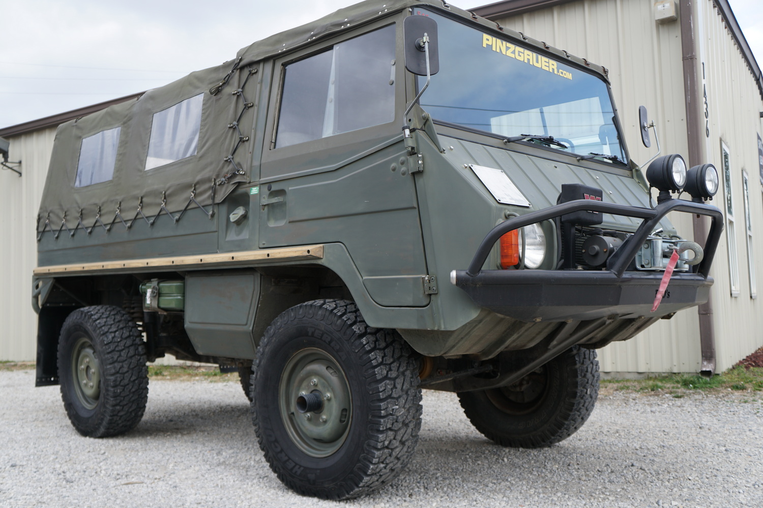 Pinzgauer 710M