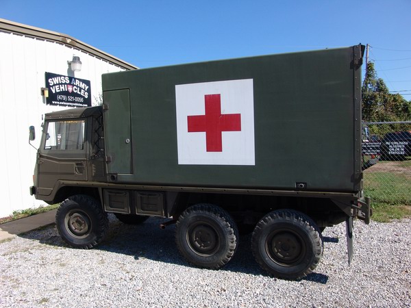 This is a Swiss Army Ambulance Check Pinzgauer S ..